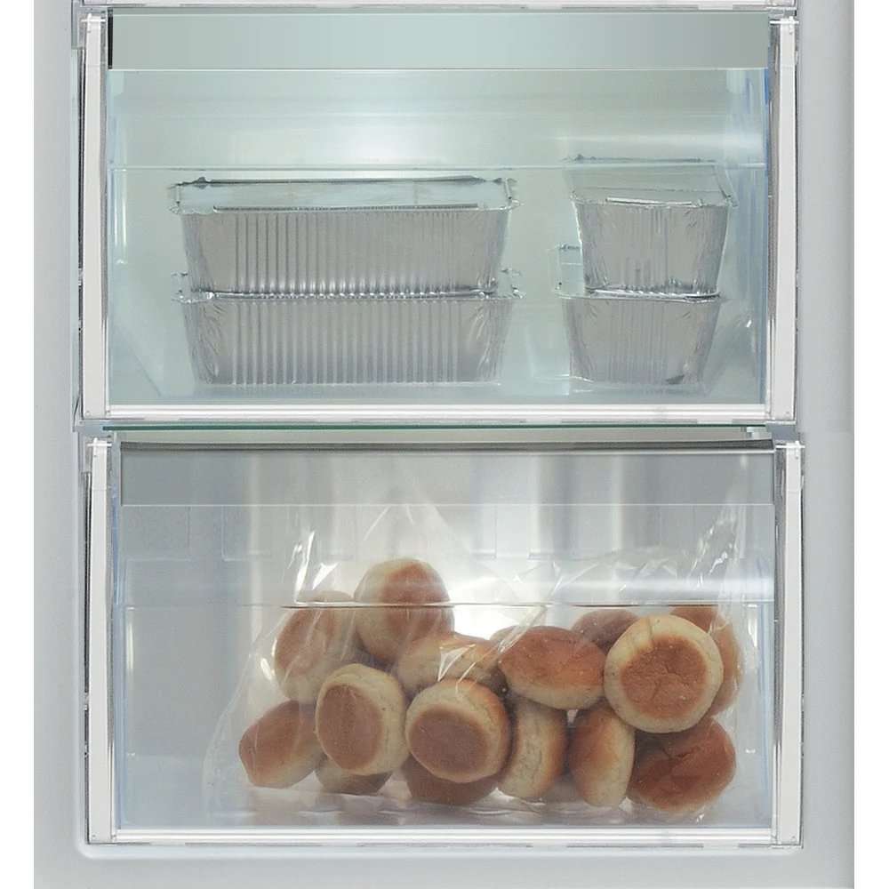 Hotpoint SH8A2QGRD Freestanding Tall Fridge - Image 3